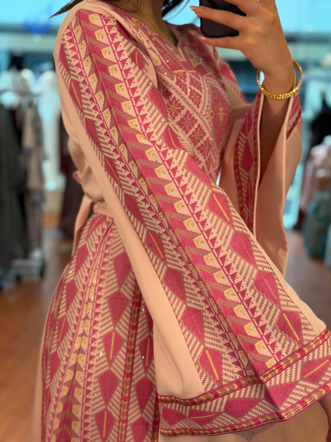 Sarwa Barbie Thobe