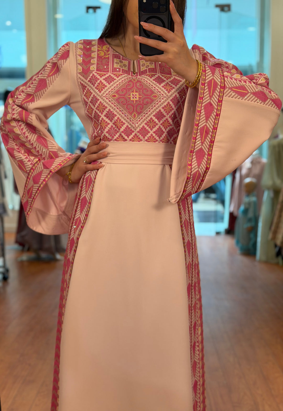 Sarwa Barbie Thobe