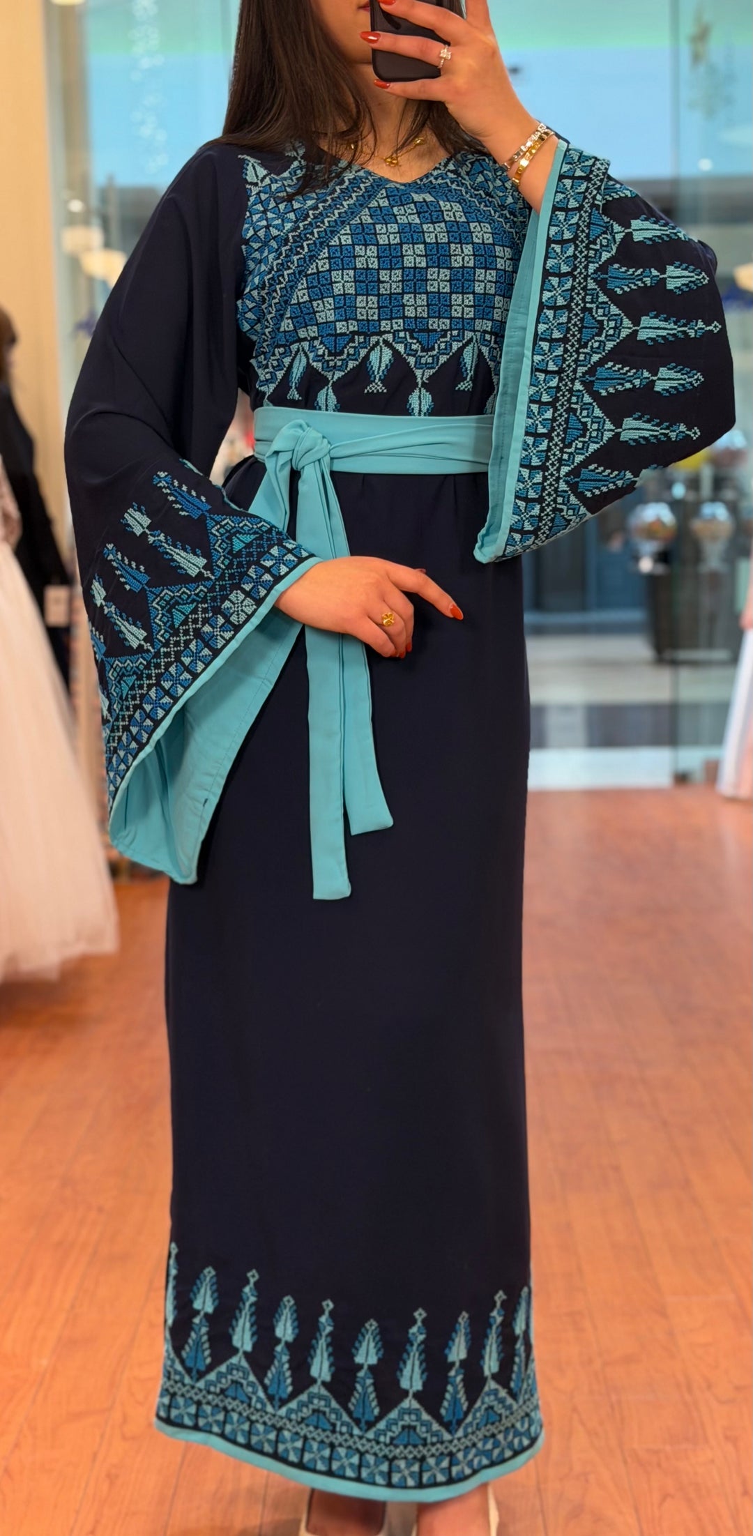 Sarwa Handmade Thobe