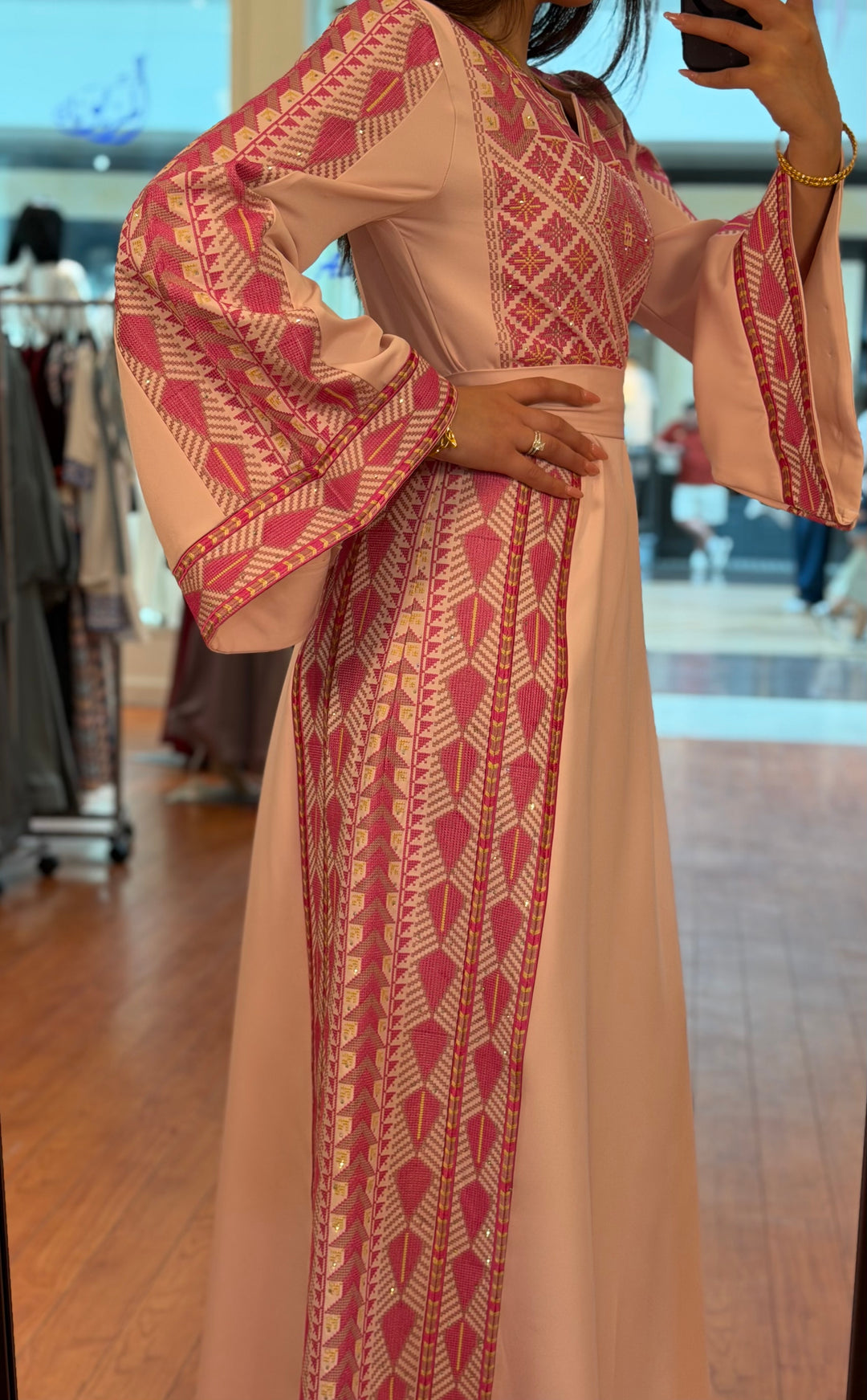Sarwa Barbie Thobe